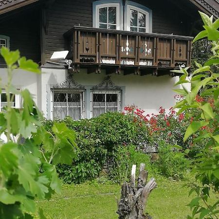 לינץ Rosis Cottage מראה חיצוני תמונה