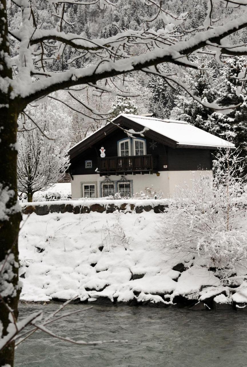 לינץ Rosis Cottage מראה חיצוני תמונה